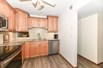 4215 N 100th St #166, Milwaukee, WI 53222 - Photo 3