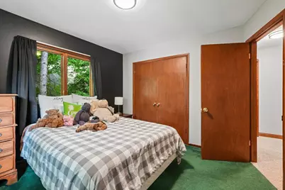 21180  Mary Lynn Dr, Brookfield, WI 53045 - Photo 23