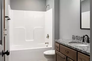 902 Silverthorne Dr, Viroqua, WI 54665 - Photo 11
