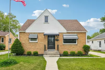 3708 N 97th Pl, Milwaukee, WI 53222 - Photo 1