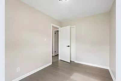3708 N 97th Pl, Milwaukee, WI 53222 - Photo 15