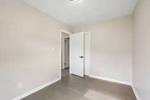 3708 N 97th Pl, Milwaukee, WI 53222 - Photo 15
