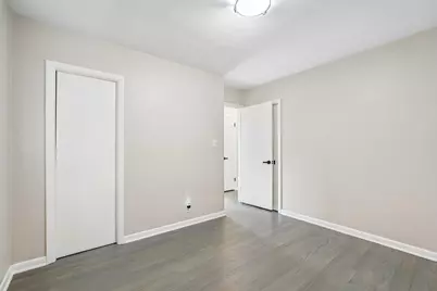 3708 N 97th Pl, Milwaukee, WI 53222 - Photo 13