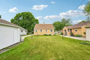 3708 N 97th Pl, Milwaukee, WI 53222 - Photo 23