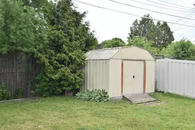 925  Virginia St, Racine, WI 53405 - Photo 35