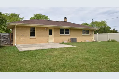 925  Virginia St, Racine, WI 53405 - Photo 33