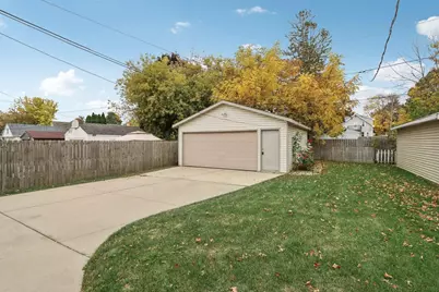 2451 S 68th St, West Allis, WI 53219 - Photo 3