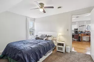 2451 S 68th St, West Allis, WI 53219 - Photo 9