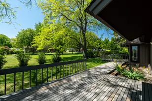 8 Pinewood Ct, Racine, WI 53402 - Photo 5