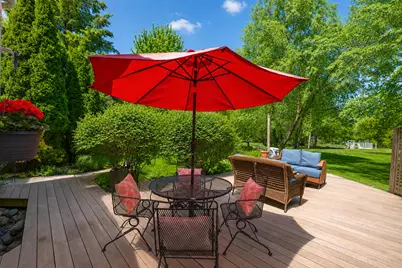 10528 N Haddonstone Pl, Mequon, WI 53092 - Photo 15