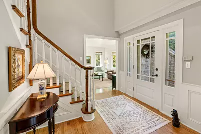 10528 N Haddonstone Pl, Mequon, WI 53092 - Photo 5