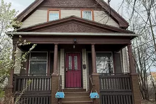 820 W Keefe Ave, Milwaukee, WI 53206 - Photo 1