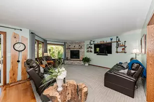 4440 Tennessee Rd, Racine, WI 53405 - Photo 7