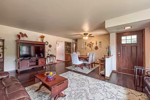 18260 W Willow Rd, New Berlin, WI 53146 - Photo 5