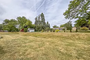 18260 W Willow Rd, New Berlin, WI 53146 - Photo 35