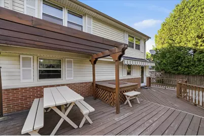 N56W5543  Sunnyside Ln, Cedarburg, WI 53012 - Photo 49
