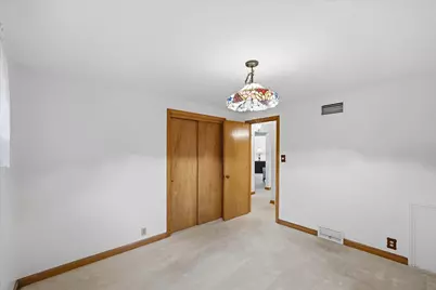 N56W5543  Sunnyside Ln, Cedarburg, WI 53012 - Photo 19