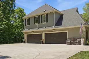 10101 N Hunt Club Ct, Mequon, WI 53097 - Photo 77
