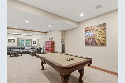 10101 N Hunt Club Ct, Mequon, WI 53097 - Photo 65