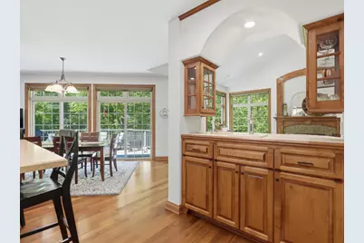 10101 N Hunt Club Ct, Mequon, WI 53097 - Photo 19