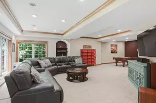 10101 N Hunt Club Ct, Mequon, WI 53097 - Photo 59
