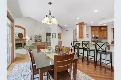 10101 N Hunt Club Ct, Mequon, WI 53097 - Photo 23