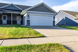 1909 Prairie Pl, Holmen, WI 54636 - Photo 3