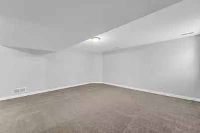 928  Langdon Ct #928, Racine, WI 53406 - Photo 29