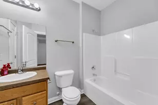 928 Langdon Ct, Racine, WI 53406 - Photo 25