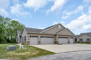 928 Langdon Ct, Racine, WI 53406 - Photo 3