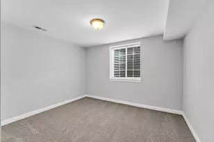 926 Langdon Ct, Racine, WI 53406 - Photo 33