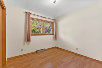 8057  17th Ave, Kenosha, WI 53143 - Photo 13