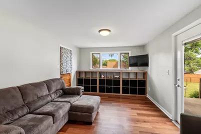 10924 W Marion St, Wauwatosa, WI 53222 - Photo 15