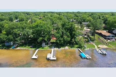 7926 E Long Lake Dr, Racine, WI 53185 - Photo 29