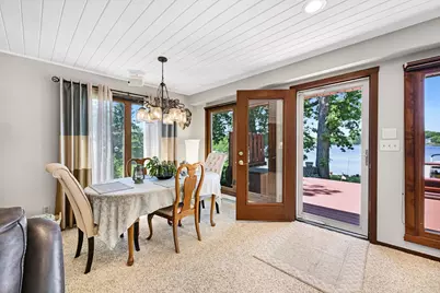 7926 E Long Lake Dr, Racine, WI 53185 - Photo 9