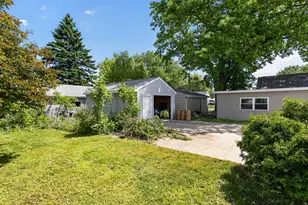1618 E College Ave, Appleton, WI 54915 - Photo 17