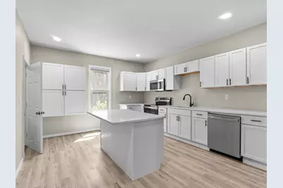 1823 N 7th St, Sheboygan, WI 53081 - Photo 9