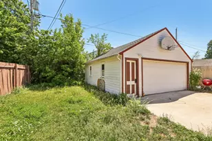 2660 N 63rd St, Wauwatosa, WI 53213 - Photo 25