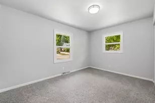 513 Bender Rd, West Bend, WI 53090 - Photo 11