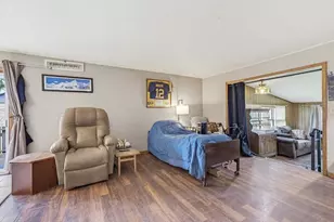 325 Summer St, Delavan, WI 53115 - Photo 9