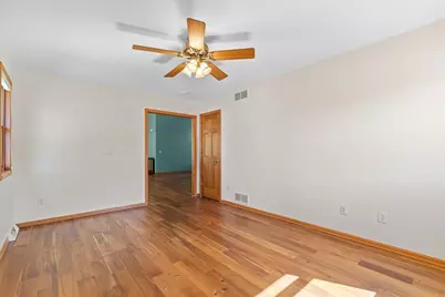 1320  West Heights Ct, West Bend, WI 53095 - Photo 23