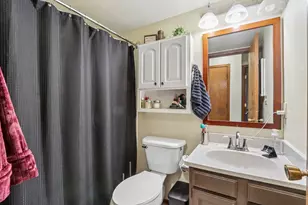 1112 S 62nd St, West Allis, WI 53214 - Photo 11