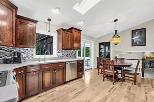 4137 Nantucket Pl, Racine, WI 53405 - Photo 7