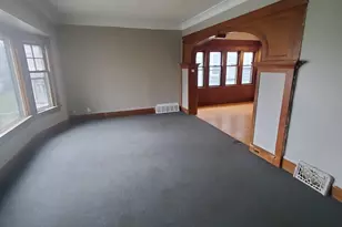 2729 N 36th St, Milwaukee, WI 53210 - Photo 9