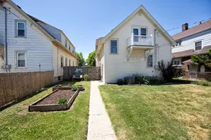 936 S 77th St, West Allis, WI 53214 - Photo 25