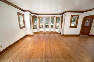 936 S 77th St, West Allis, WI 53214 - Photo 3