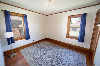 936 S 77th St, West Allis, WI 53214 - Photo 11