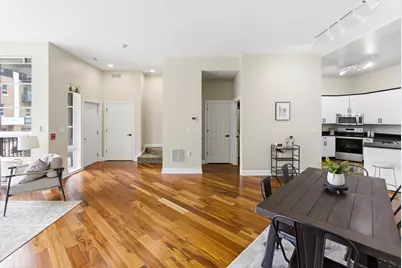 1888 N Water St #101, Milwaukee, WI 53202 - Photo 9