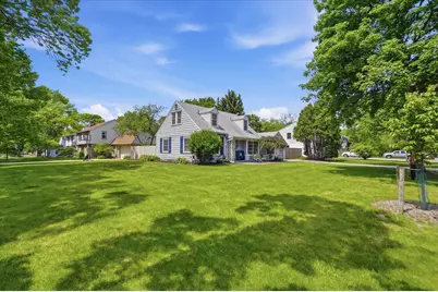 8305 N Whitney Rd, Fox Point, WI 53217 - Photo 39
