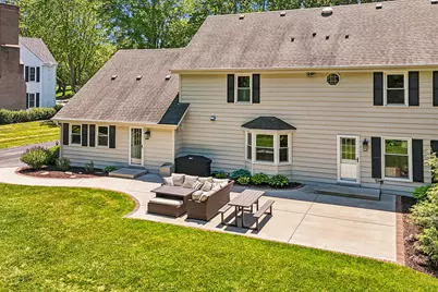 9945 N Valley Hill Dr, Mequon, WI 53092 - Photo 41